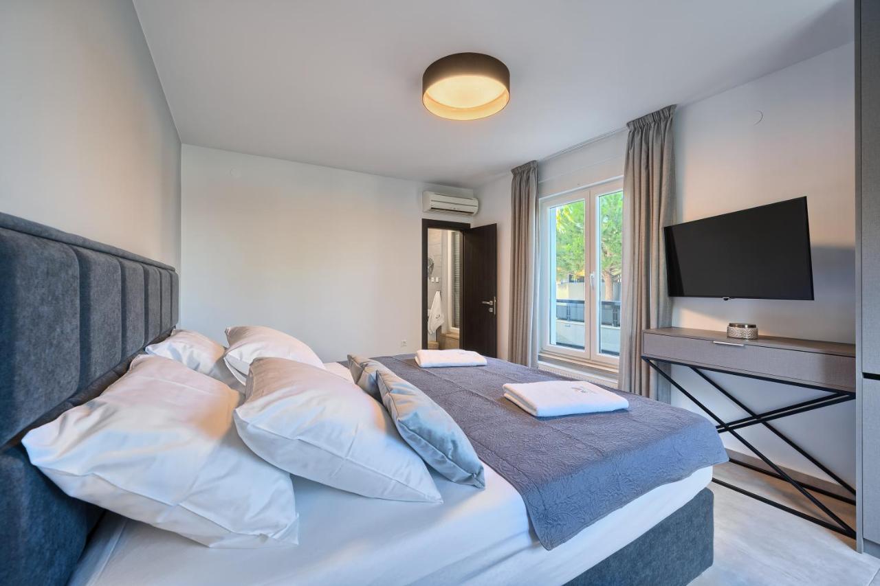 Liberty Living Apartments สปลิท ภายนอก รูปภาพ